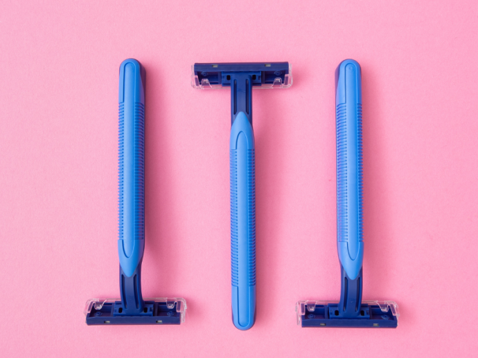 Can I Bring a Razor on a Plane TSA Guidelines and Tips Defensebridge